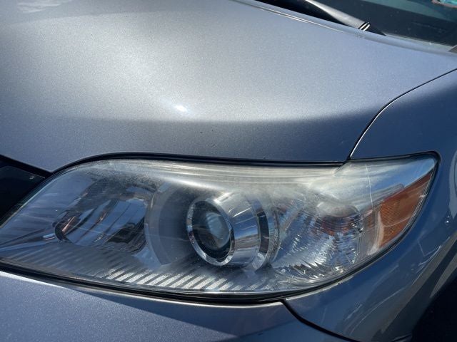 2012 Toyota Sienna Base 7 Passenger