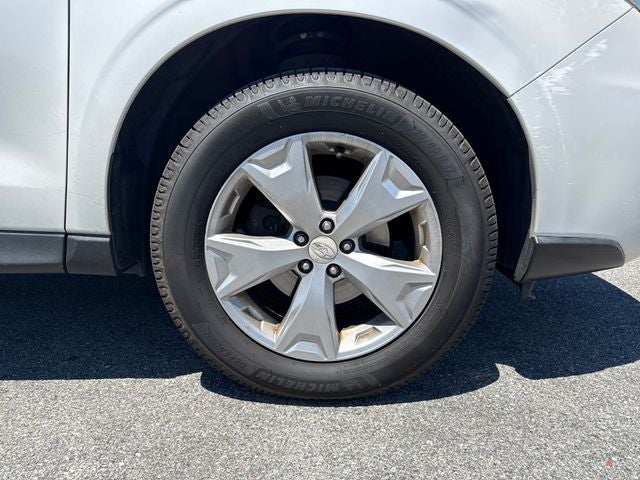 2015 Subaru Forester 2.5i