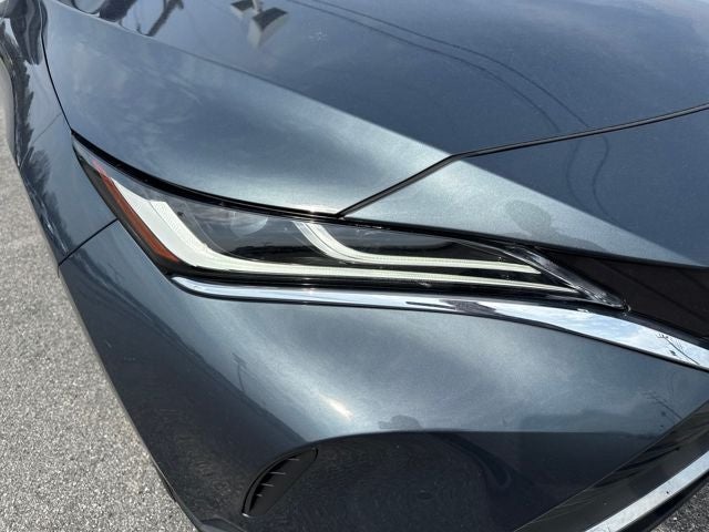 2022 Toyota Venza LE