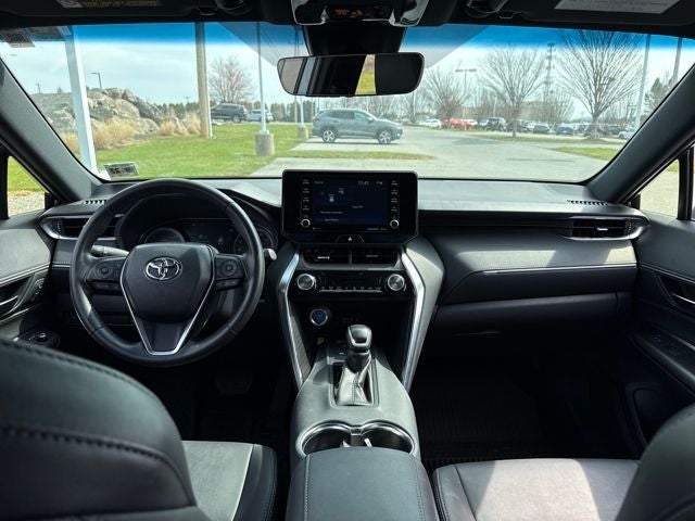 2022 Toyota Venza LE