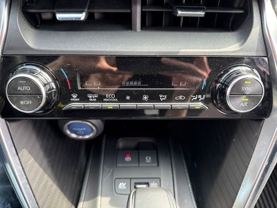 2022 Toyota Venza LE