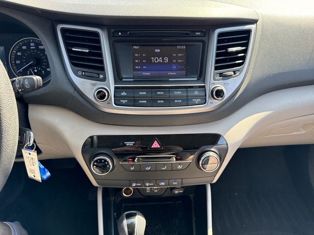 2016 Hyundai Tucson SE