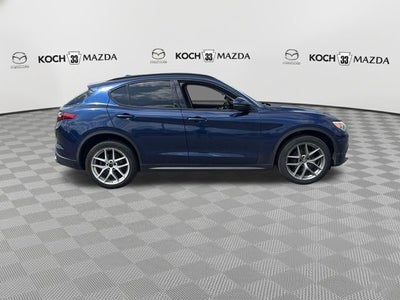 2018 Alfa Romeo Stelvio Base