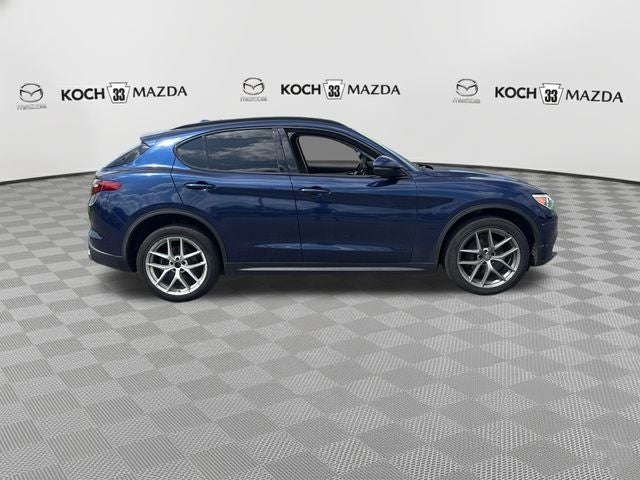 2018 Alfa Romeo Stelvio Base