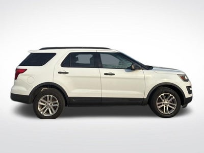 2017 Ford Explorer Base