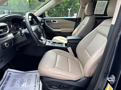 2024 Ford Explorer XLT