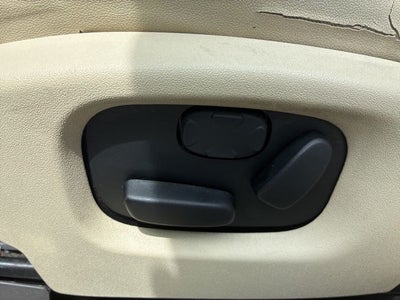 2013 Lincoln MKS Base