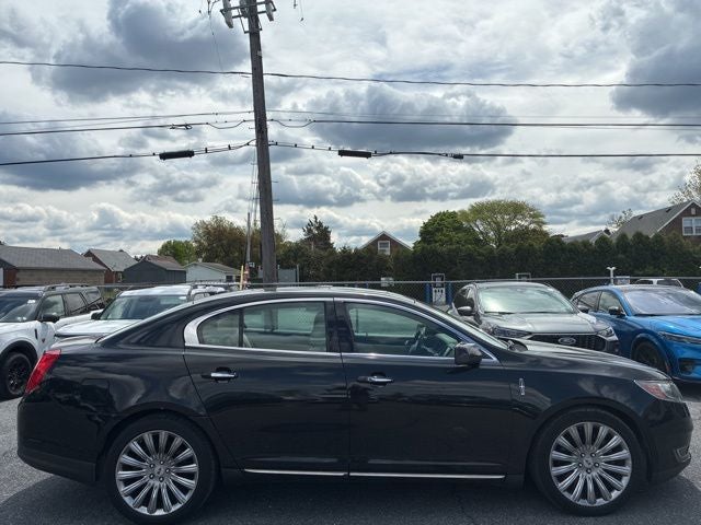 2013 Lincoln MKS Base
