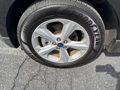 2019 Ford Edge SE