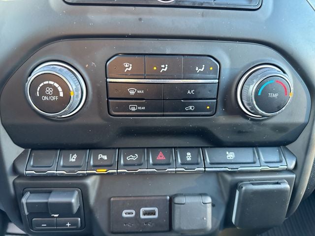 2024 Chevrolet Silverado 2500HD Custom