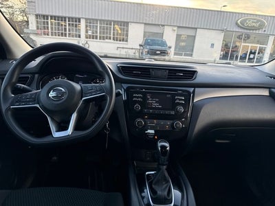 2017 Nissan Rogue Sport S