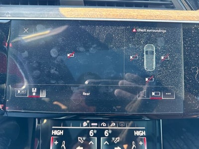 2022 Audi e-tron Premium quattro