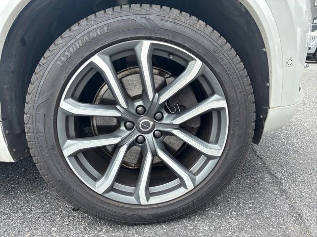 2018 Volvo XC90 T5 Momentum