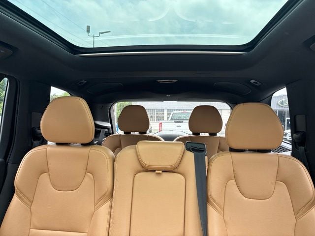 2018 Volvo XC90 T5 Momentum