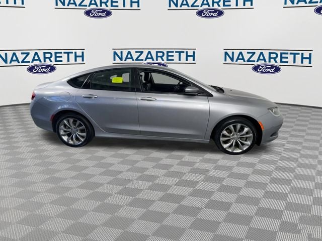 2016 Chrysler 200 S