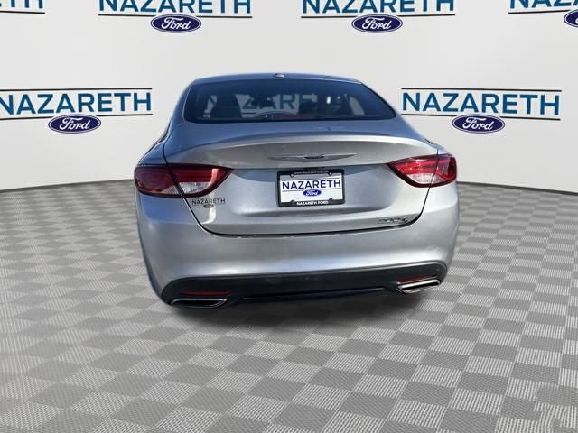 2016 Chrysler 200 S