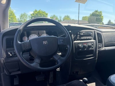 2004 Dodge Ram 1500 SLT