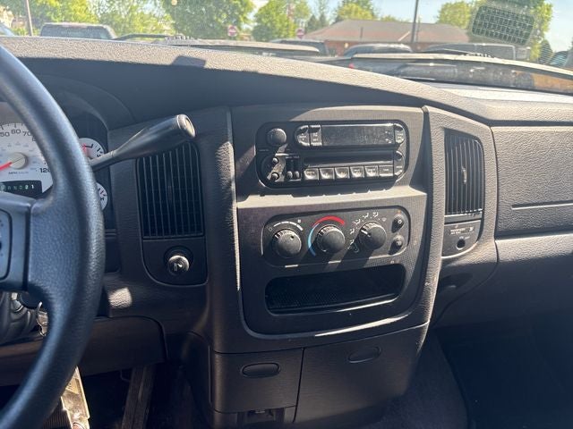 2004 Dodge Ram 1500 SLT