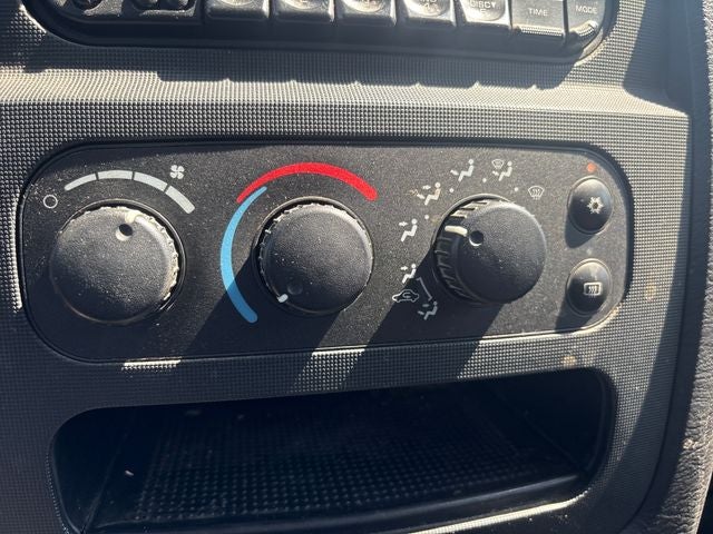2004 Dodge Ram 1500 SLT