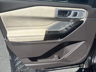 2022 Ford Explorer Platinum