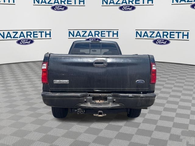 2005 Ford F-350SD Lariat