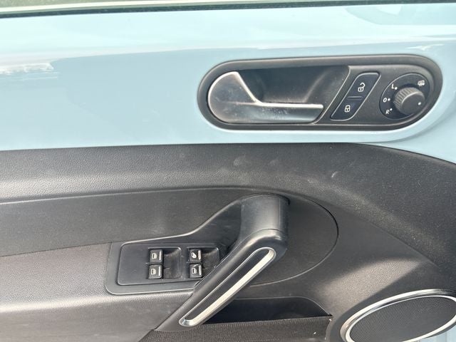 2013 Volkswagen Beetle 2.5L