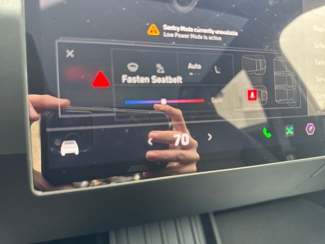 2025 Tesla Cybertruck Base