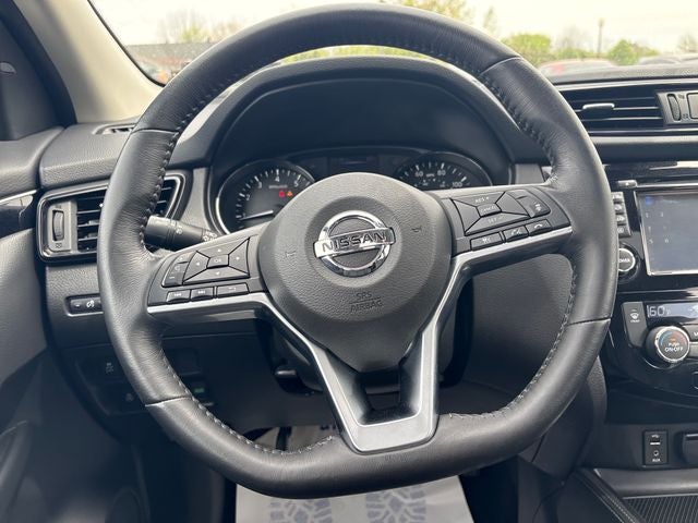 2017 Nissan Rogue Sport SL