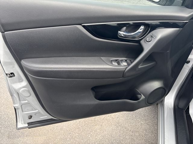 2017 Nissan Rogue Sport SL