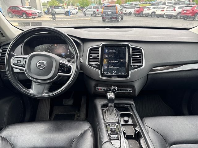 2018 Volvo XC90 T5 Momentum