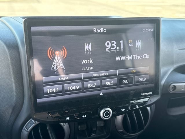 2017 Jeep Wrangler Unlimited Willys