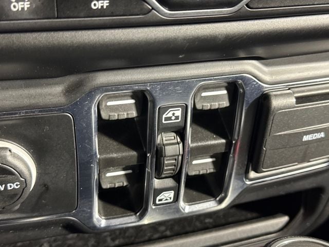 2022 Jeep Wrangler Unlimited Willys