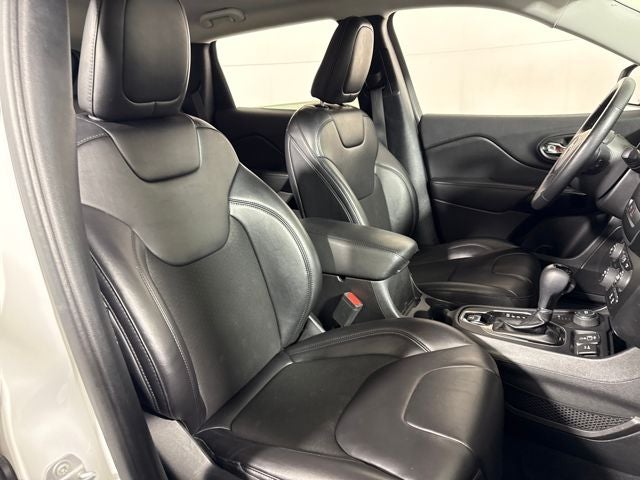 2020 Jeep Cherokee Altitude