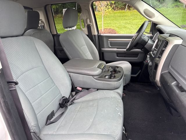 2016 RAM 1500 SLT