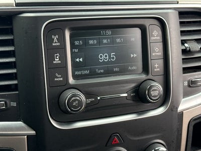 2016 RAM 1500 SLT