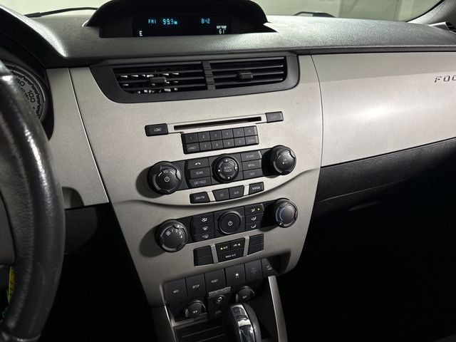2010 Ford Focus SES