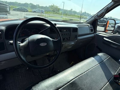 2000 Ford F-550SD XL DRW