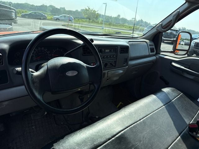 2000 Ford F-550SD XL DRW