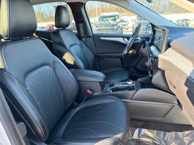 2025 Ford Escape Hybrid Platinum