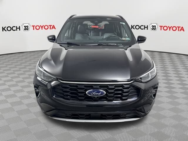 2023 Ford Escape ST-Line Elite