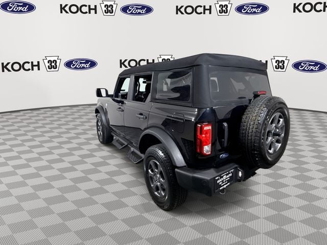 2023 Ford Bronco Base