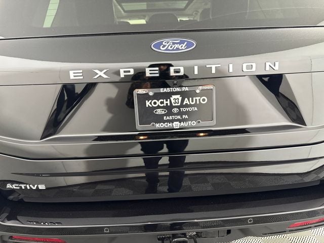 2025 Ford Expedition Active