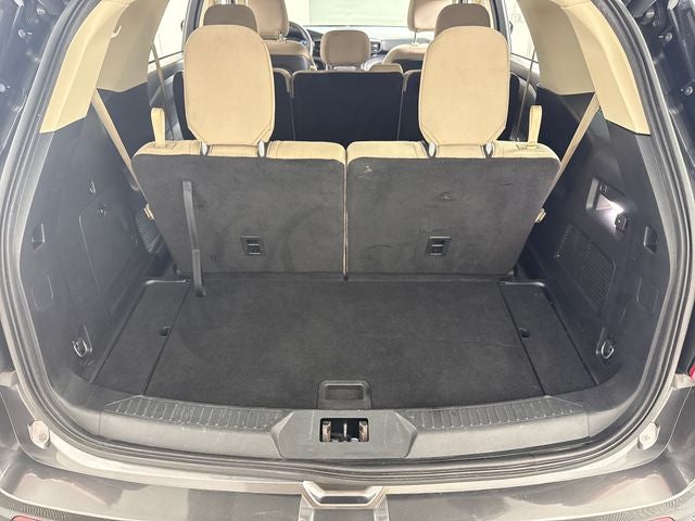 2020 Ford Explorer Base