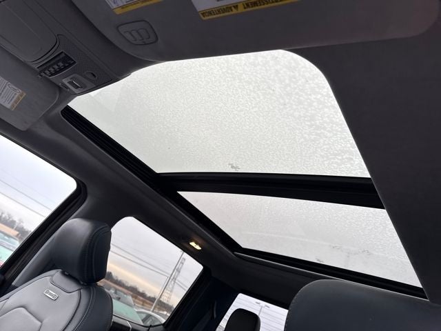 2022 Ford F-350SD Limited