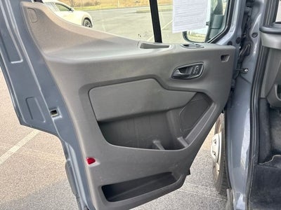 2022 Ford Transit-250 Base