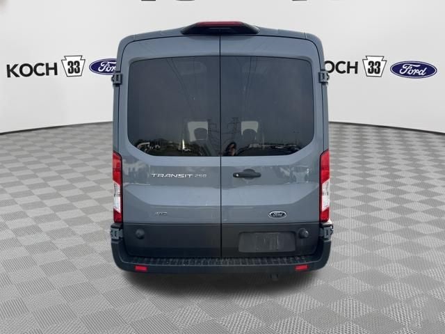 2022 Ford Transit-250 Base