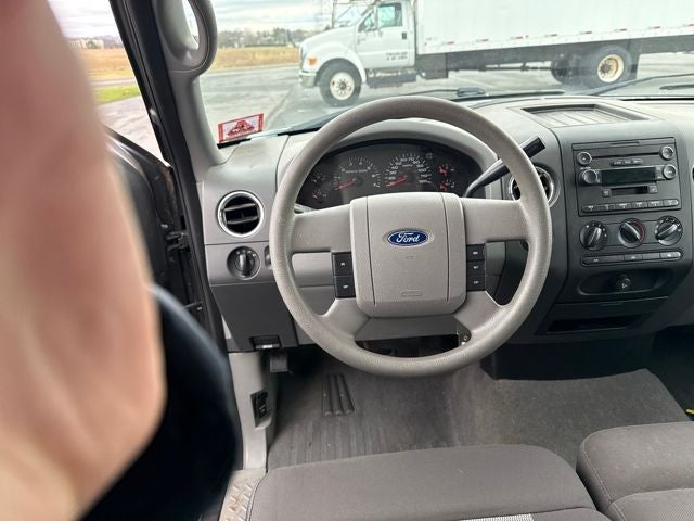 2004 Ford F-150 XLT