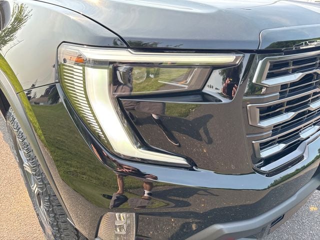 2025 GMC Acadia AT4