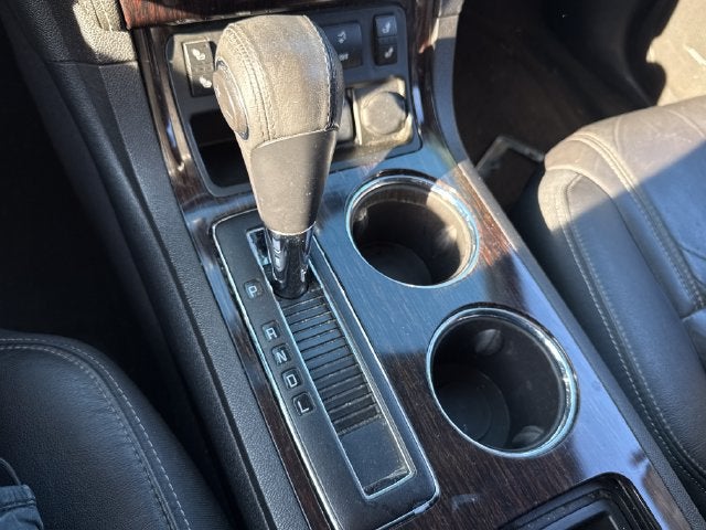 2016 Chevrolet Traverse 2LT 2LT