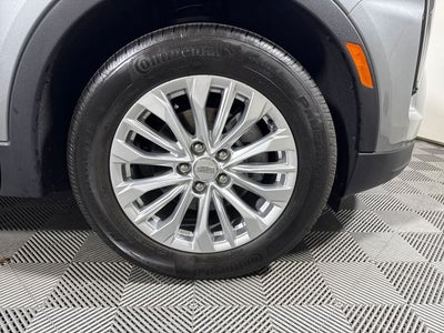 2024 Cadillac XT4 Luxury